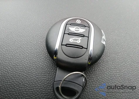 2017 Mini Cooper S z USA, uszkodzony, nr VIN WMWWG9C3XH3C81394